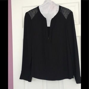 Long sleeve black top by Ella Moss